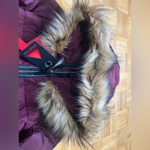 Coat - Picture 4 of 6